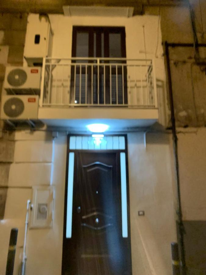 Viky House Chiaja 1 Apartamento Nápoles Exterior foto