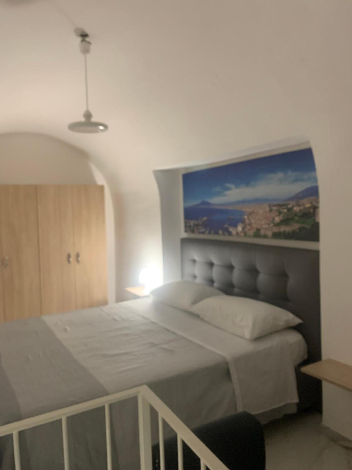 Viky House Chiaja 1 Apartamento Nápoles Exterior foto