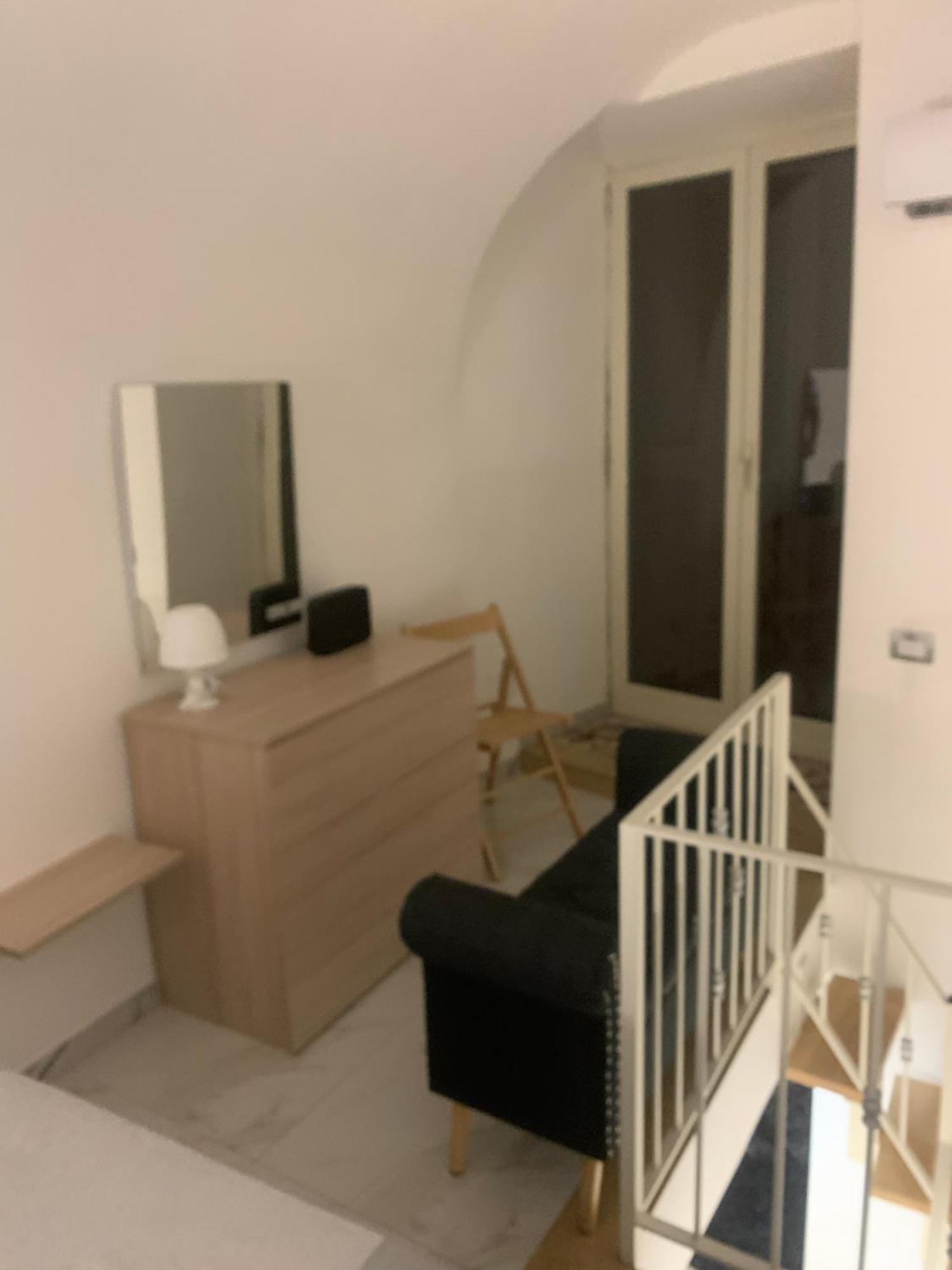 Viky House Chiaja 1 Apartamento Nápoles Exterior foto
